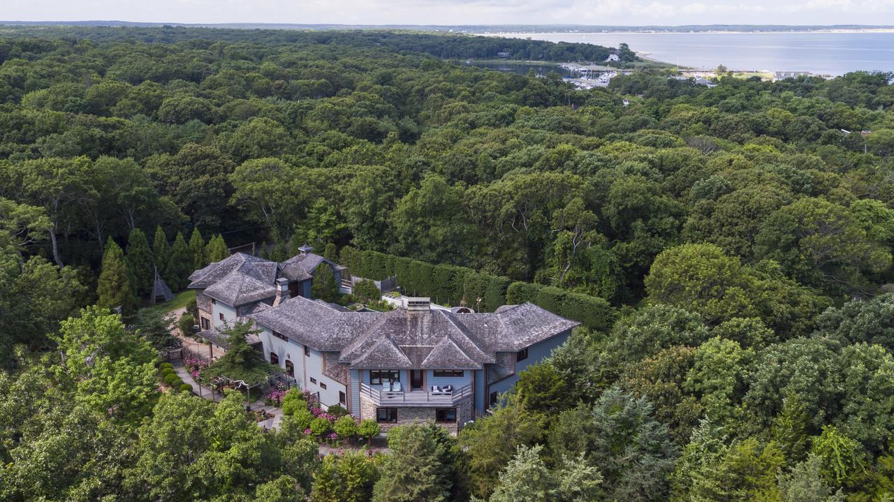 East Hampton Art House Bed And Breakfast Buitenkant foto