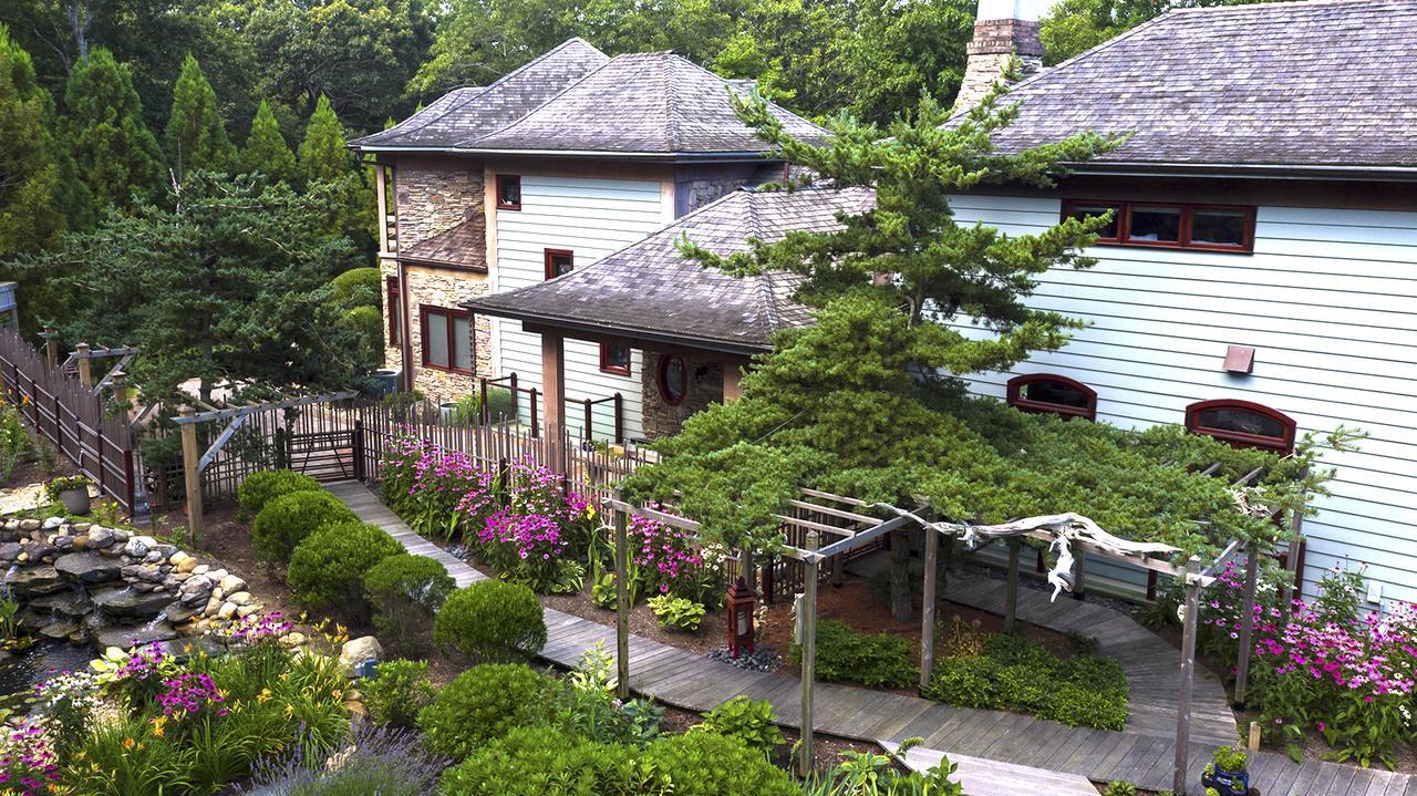 East Hampton Art House Bed And Breakfast Buitenkant foto